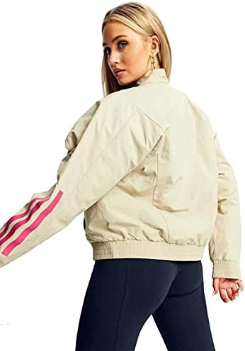Jacheta lungă a lui Adidas Women's Back to School